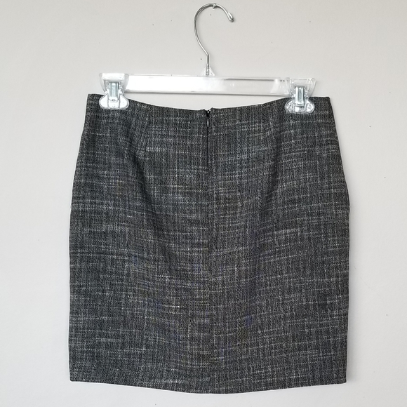 NEW Plaid mini skirt - Picture 2 of 7